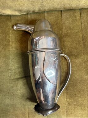 Restoration hardware Silver-Tone Penguin Cocktail Shaker with Handle and lid